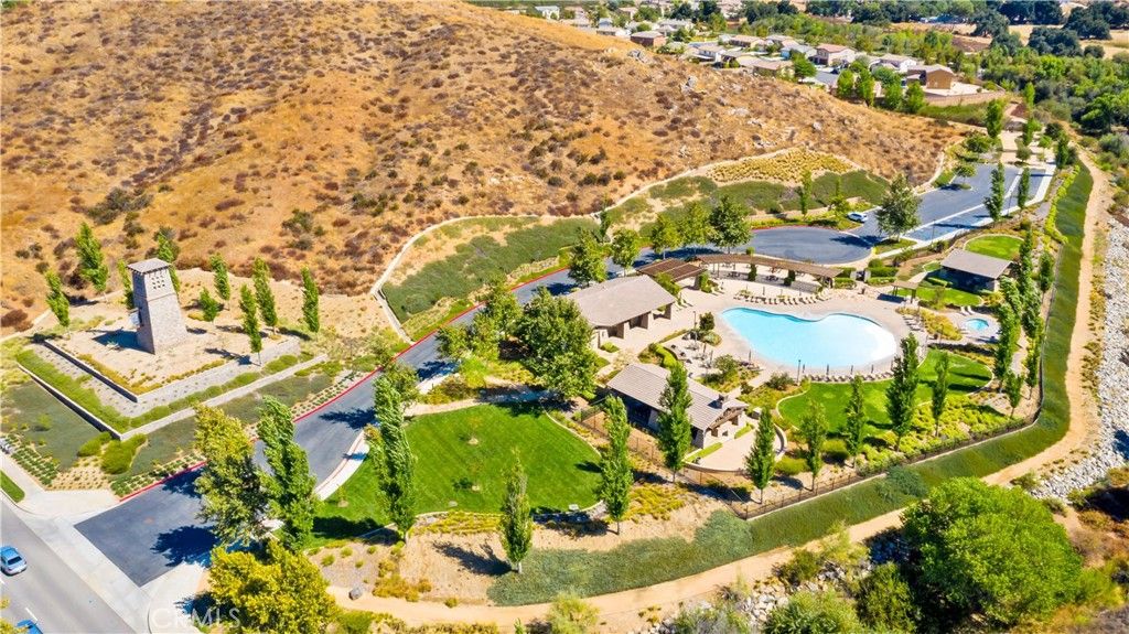 listing image 130721847341930239670