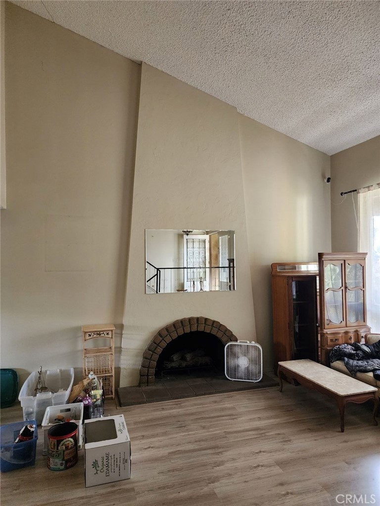 2241 avenida salvador