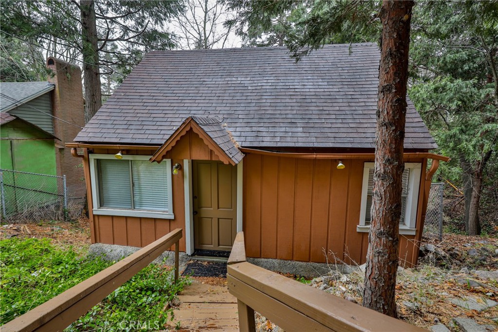 Listing image 1