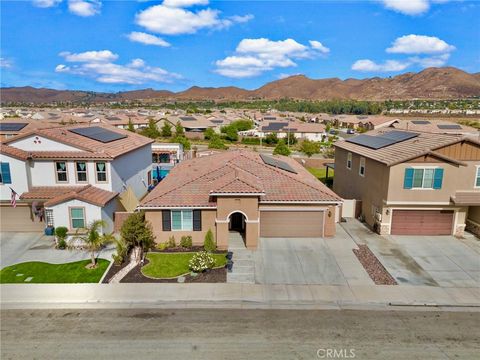 A home in Lake Elsinore