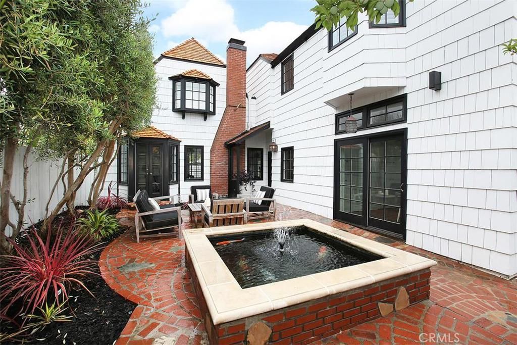 listing image 130726540630729768944