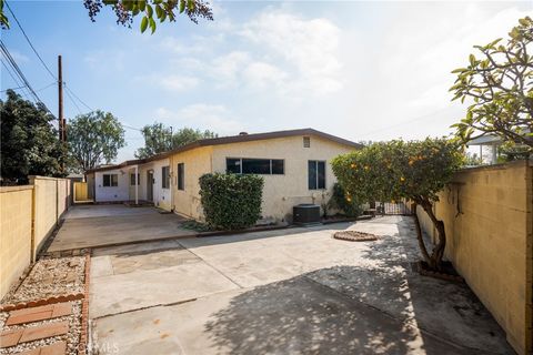 A home in Santa Fe Springs