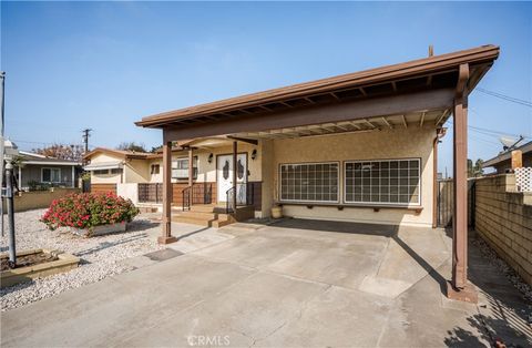 A home in Santa Fe Springs