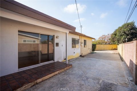 A home in Santa Fe Springs