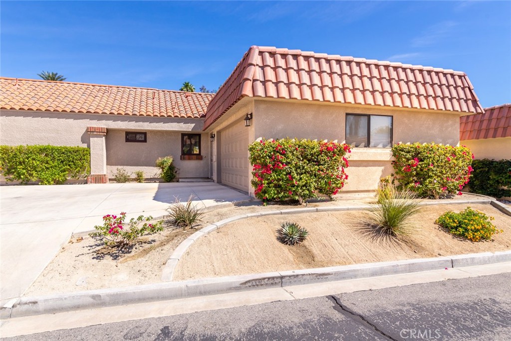 Palm Desert Resort CC (32418) - Residential