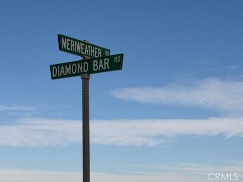 Photo of 123 Meriweather Drive, 29 Palms, CA 92277 (MLS # JT25021321) Photo of 123 Meriweather Drive, 29 Palms, CA 92277 (MLS # JT25021321)