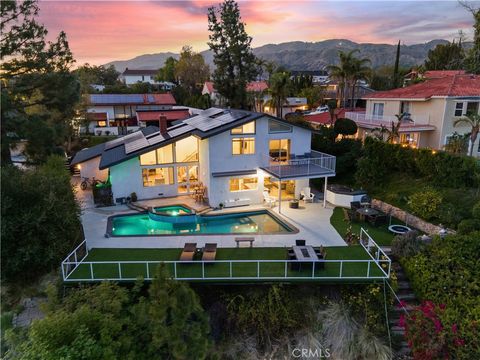 A home in Porter Ranch