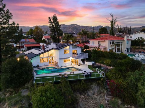 A home in Porter Ranch