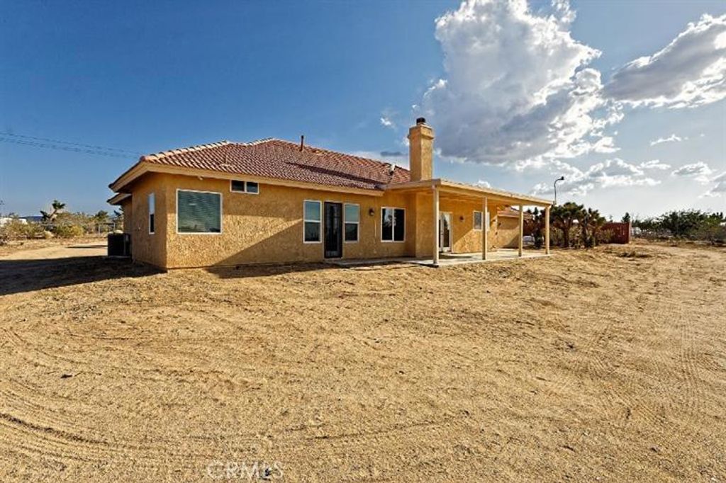 listing image 130722188658210694673