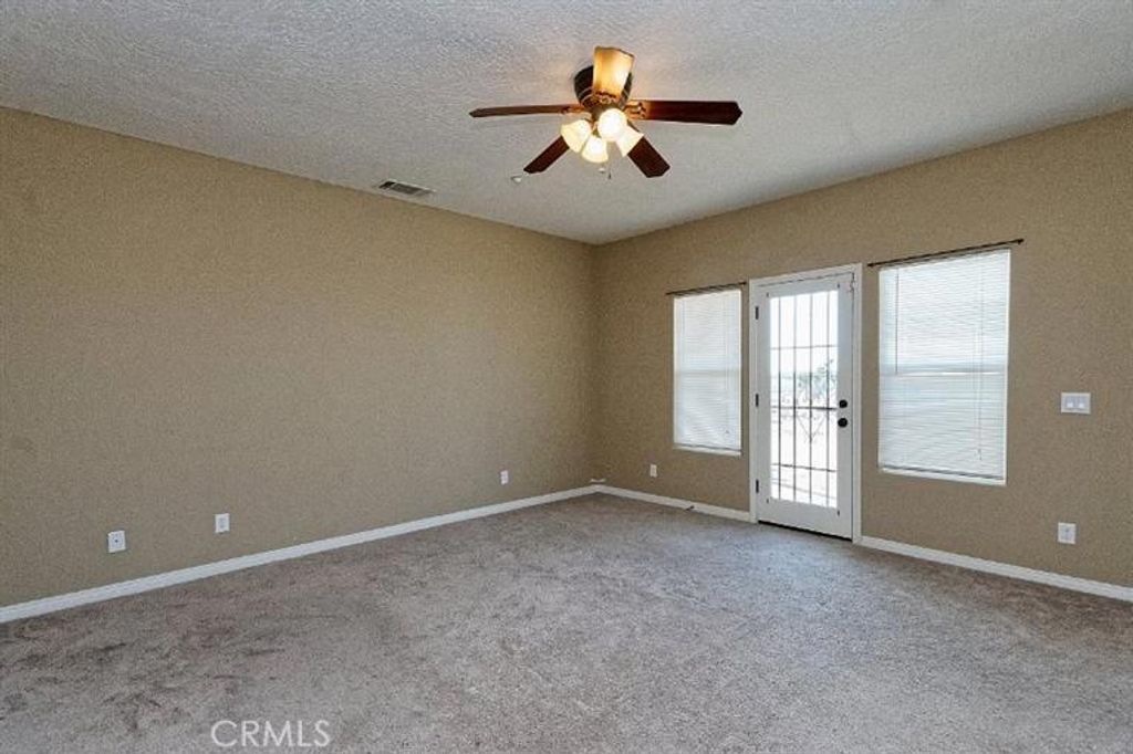 listing image 130728988224198652725