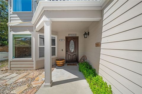 A home in Santa Ysabel