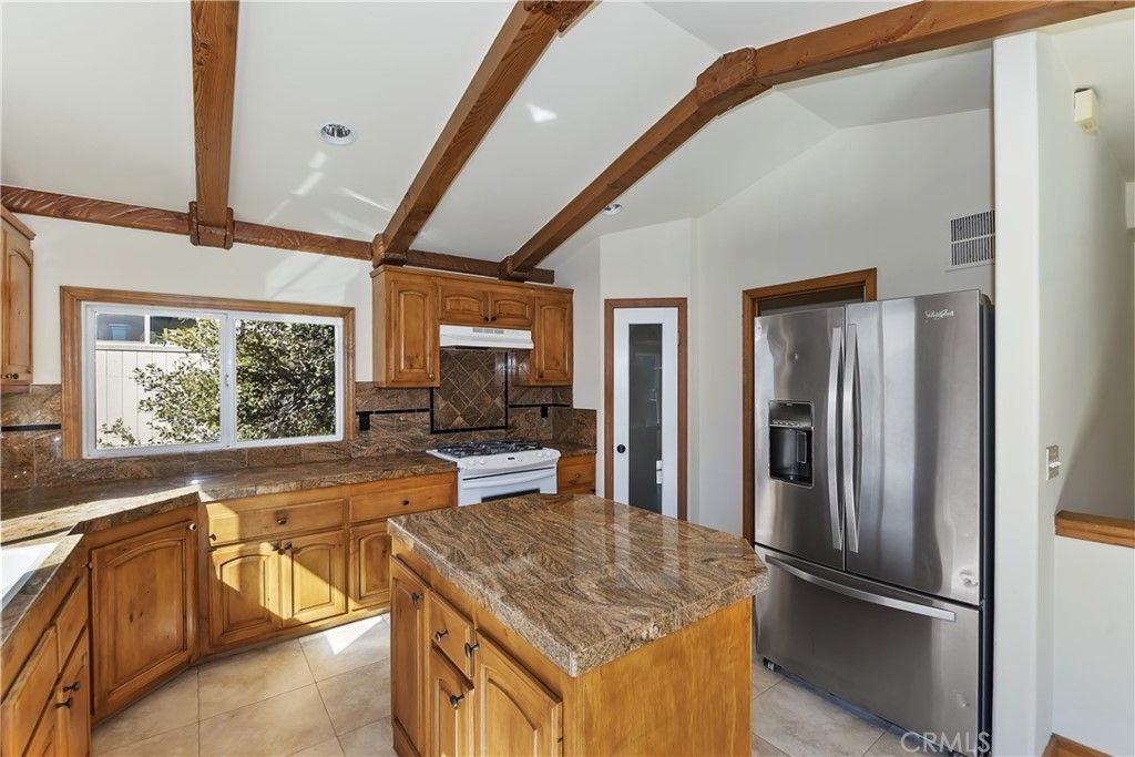 listing image 130728992219595942574