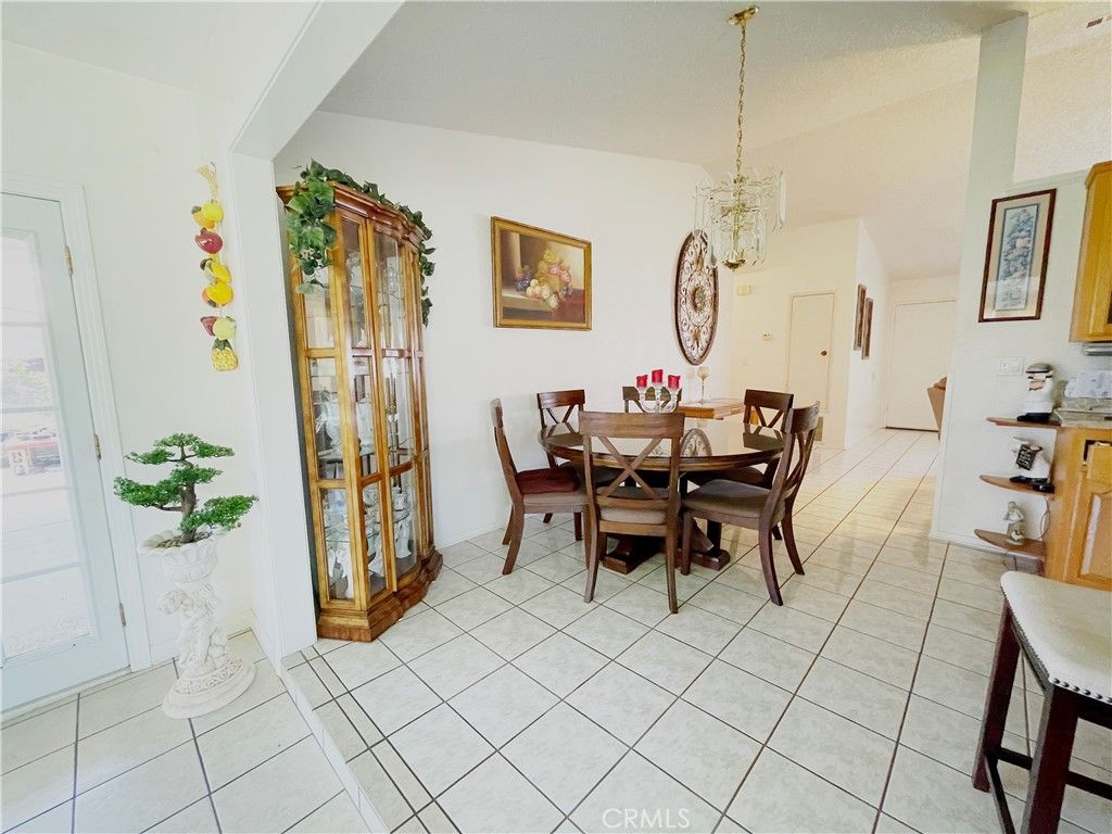 listing image 130720557478227179296