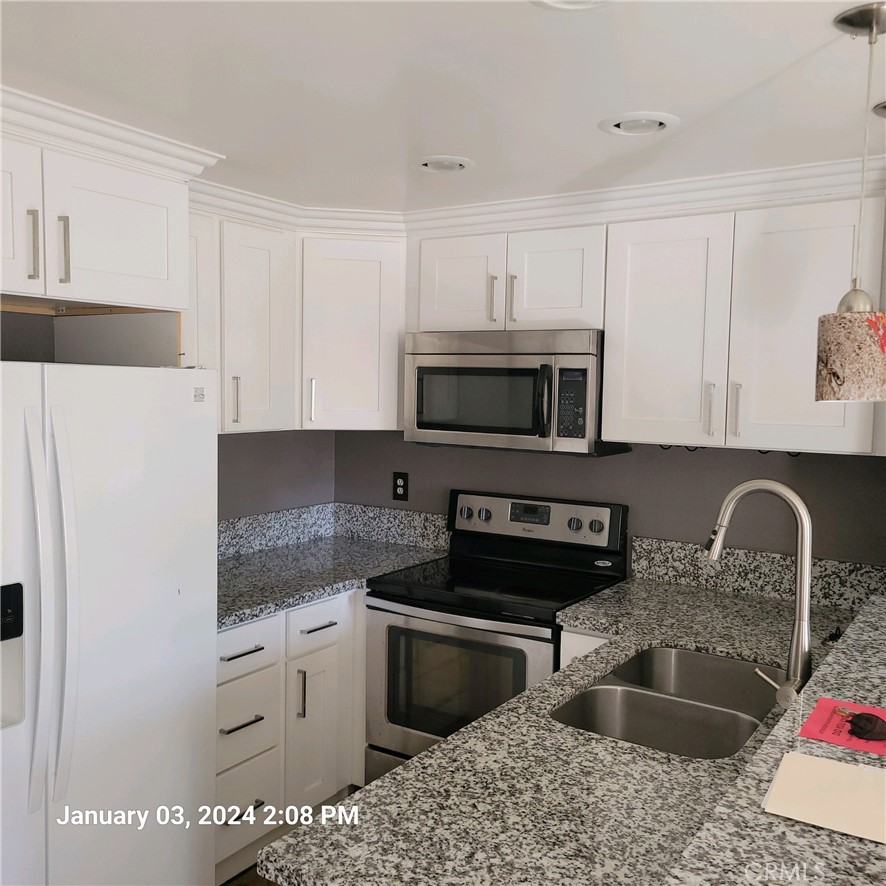 Valencia (VAL) - Residential Lease