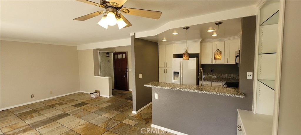 Valencia (VAL) - Residential Lease