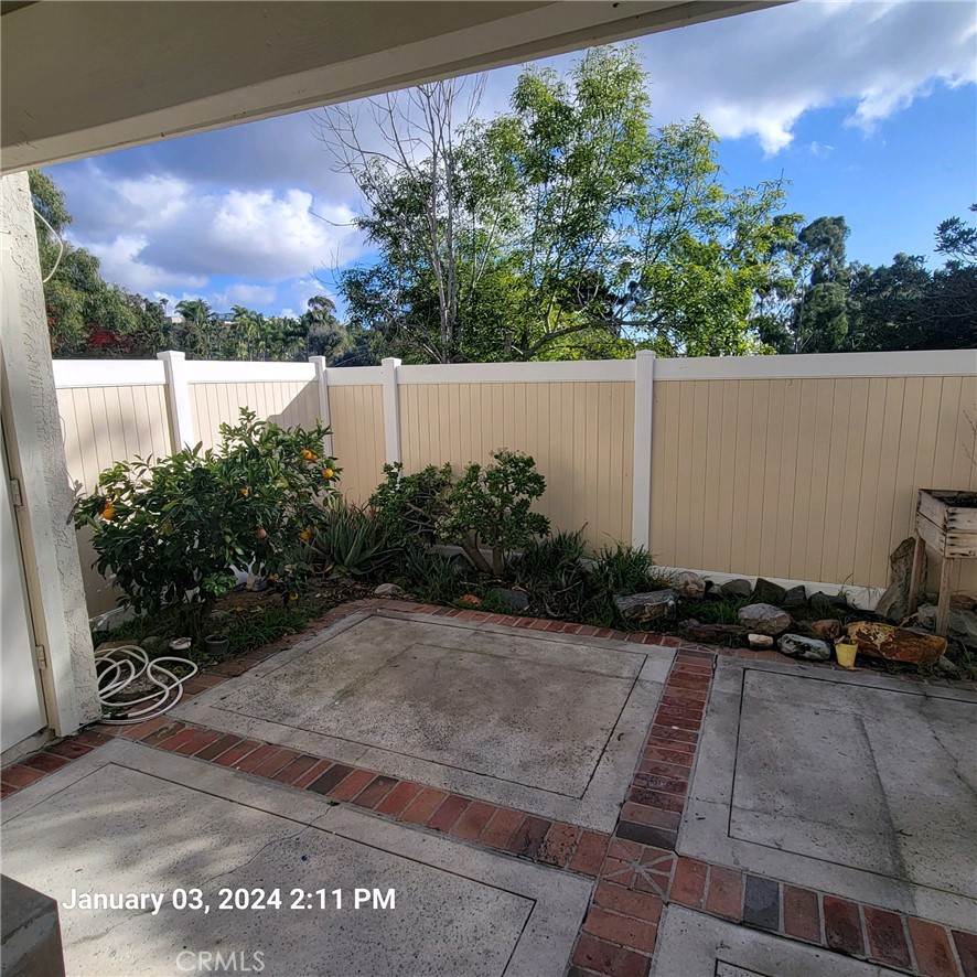 Valencia (VAL) - Residential Lease