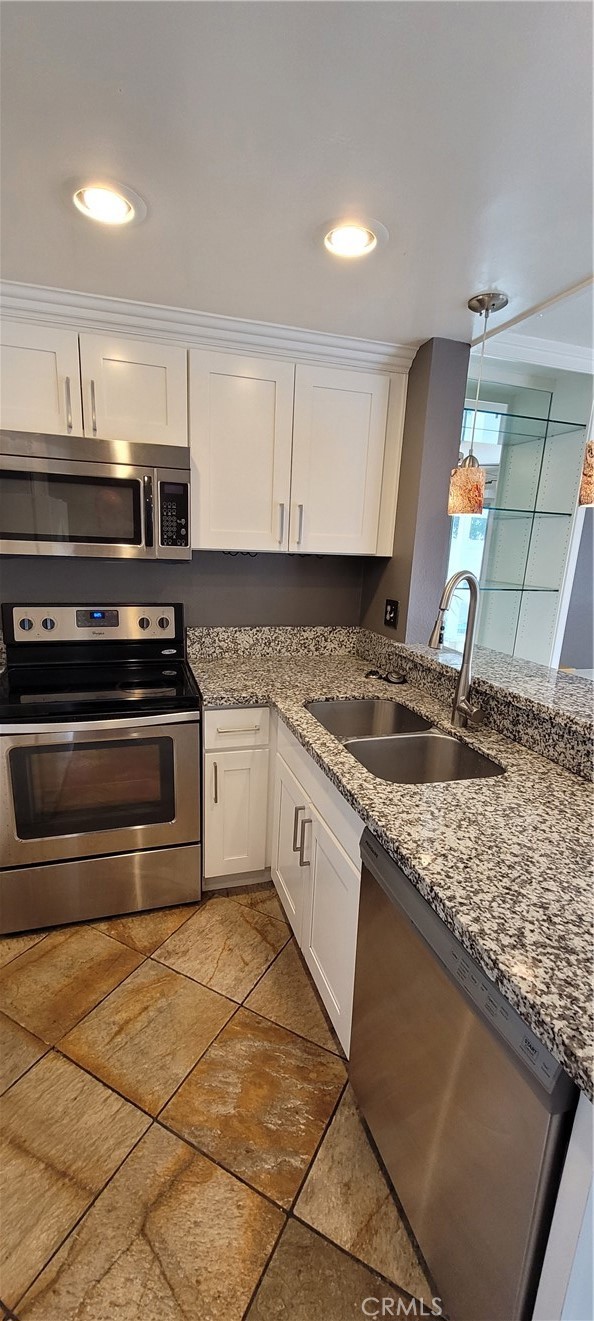 Valencia (VAL) - Residential Lease