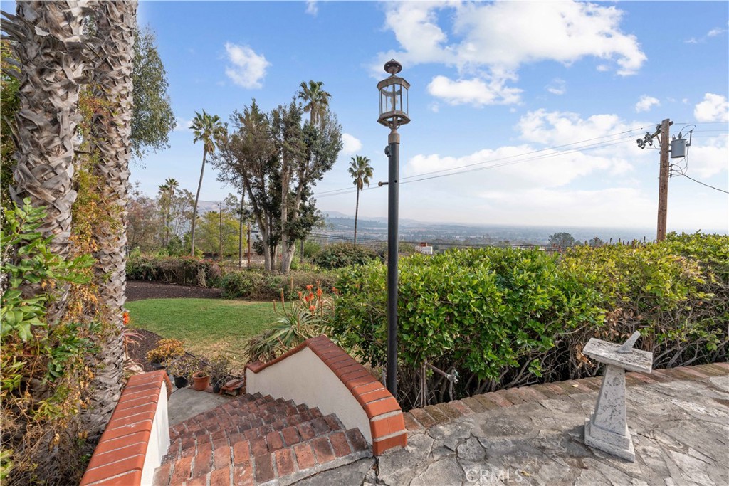 11211 Vista Del Lago