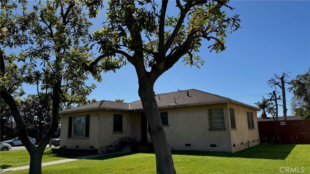 1115 N Louise Drive