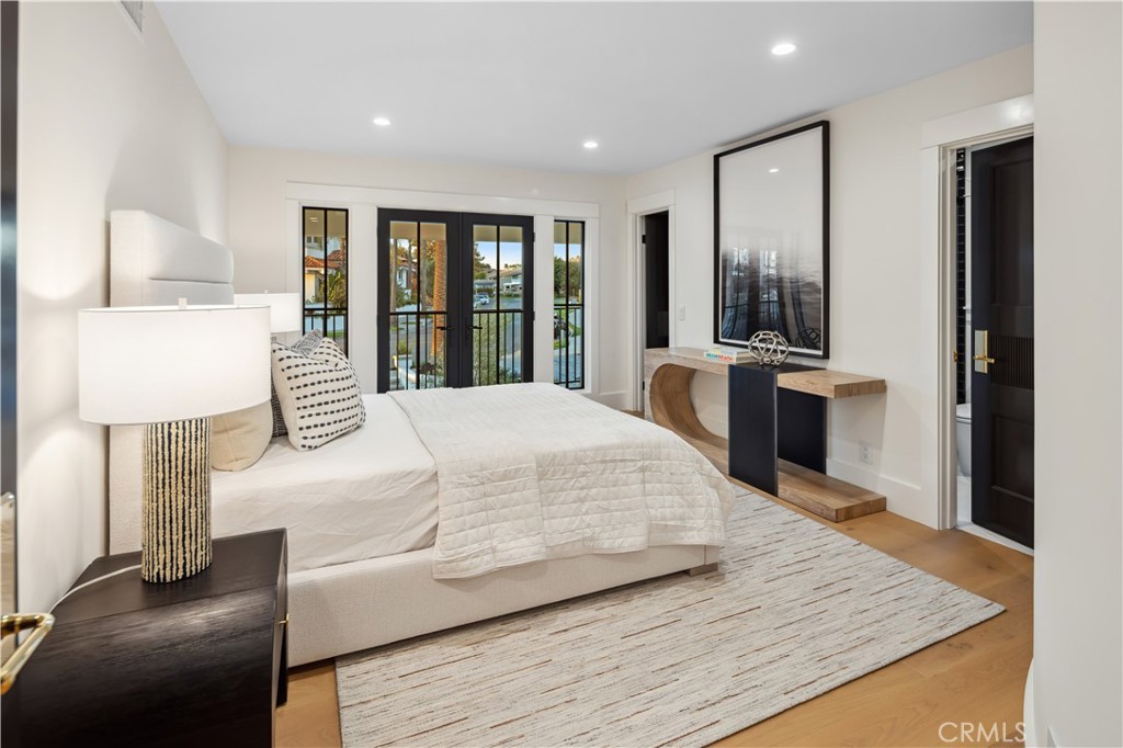 Newport Heights (NEWH) - Residential