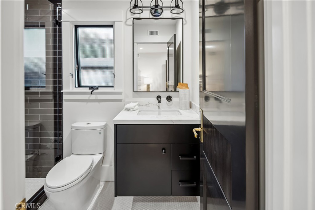 Newport Heights (NEWH) - Residential