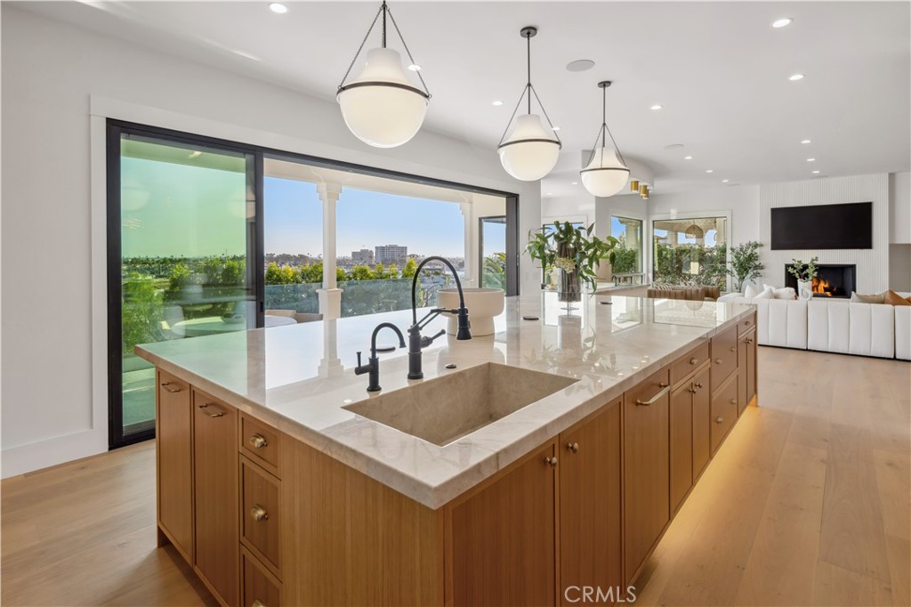 Newport Heights (NEWH) - Residential