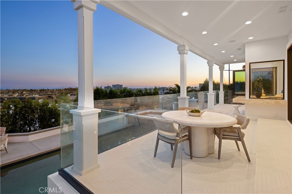 Newport Heights (NEWH) - Residential