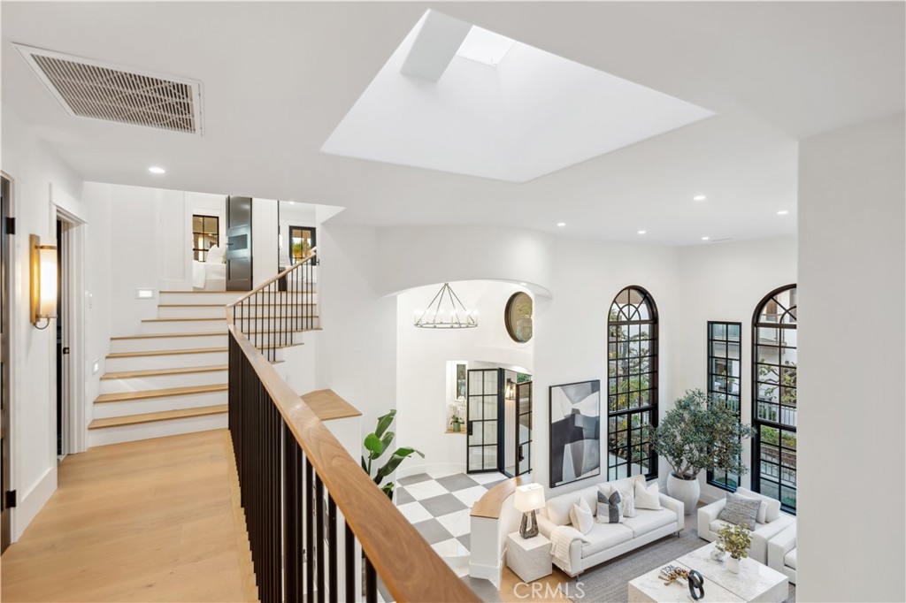 Newport Heights (NEWH) - Residential