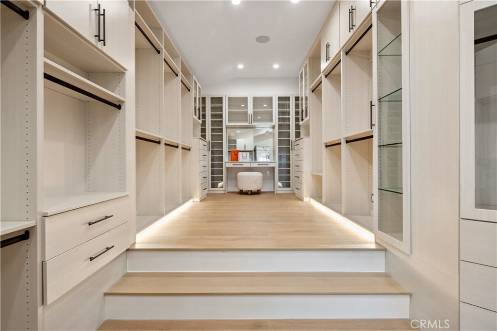 Newport Heights (NEWH) - Residential