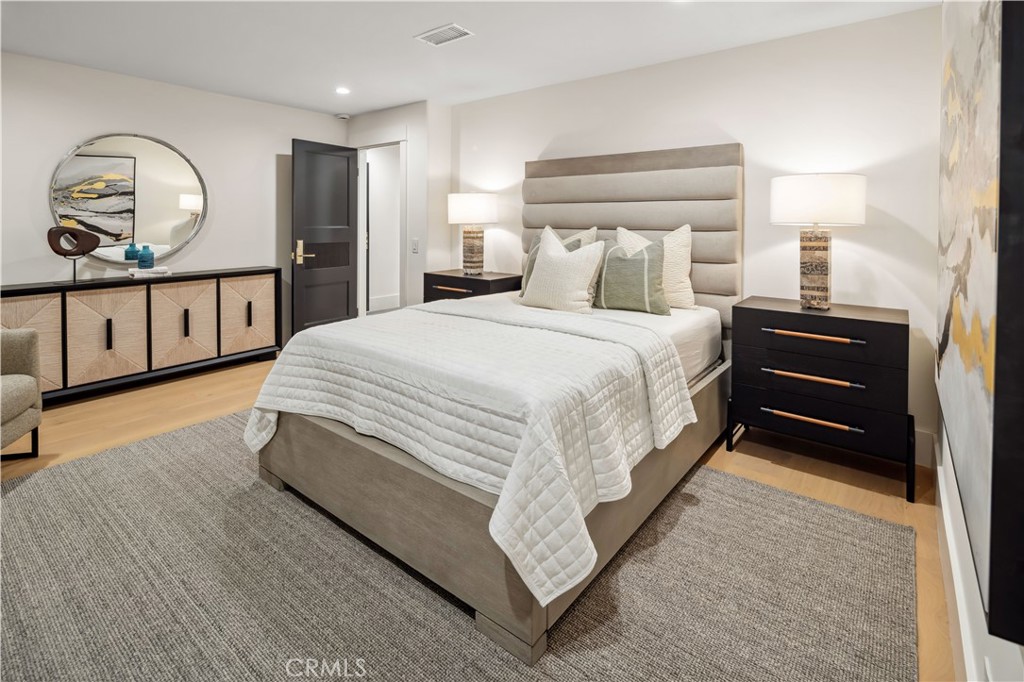 Newport Heights (NEWH) - Residential