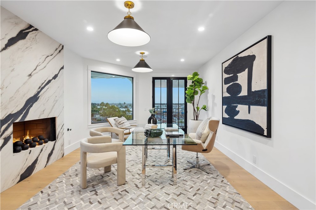 Newport Heights (NEWH) - Residential