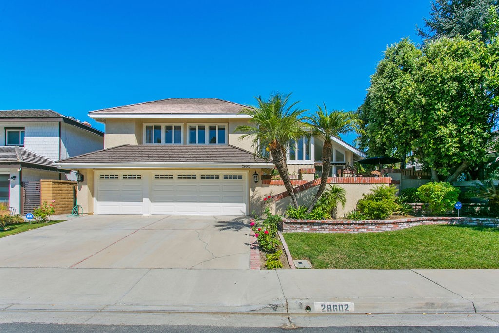 28602 Silverton Dr