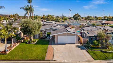 A home in La Mirada