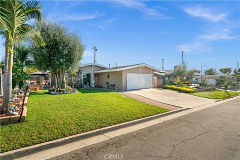 A home in La Mirada