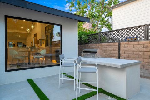 A home in Studio City