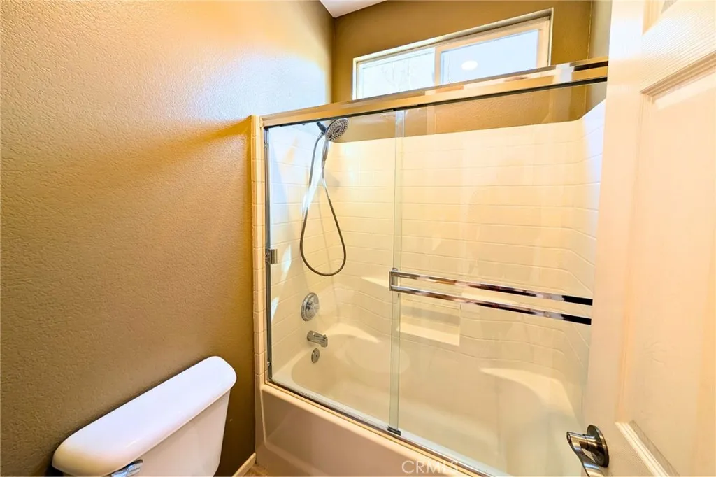 Murrieta, California 92562, United States, 5 Bedrooms Bedrooms, ,3 BathroomsBathrooms,Residential,Contingent,88082