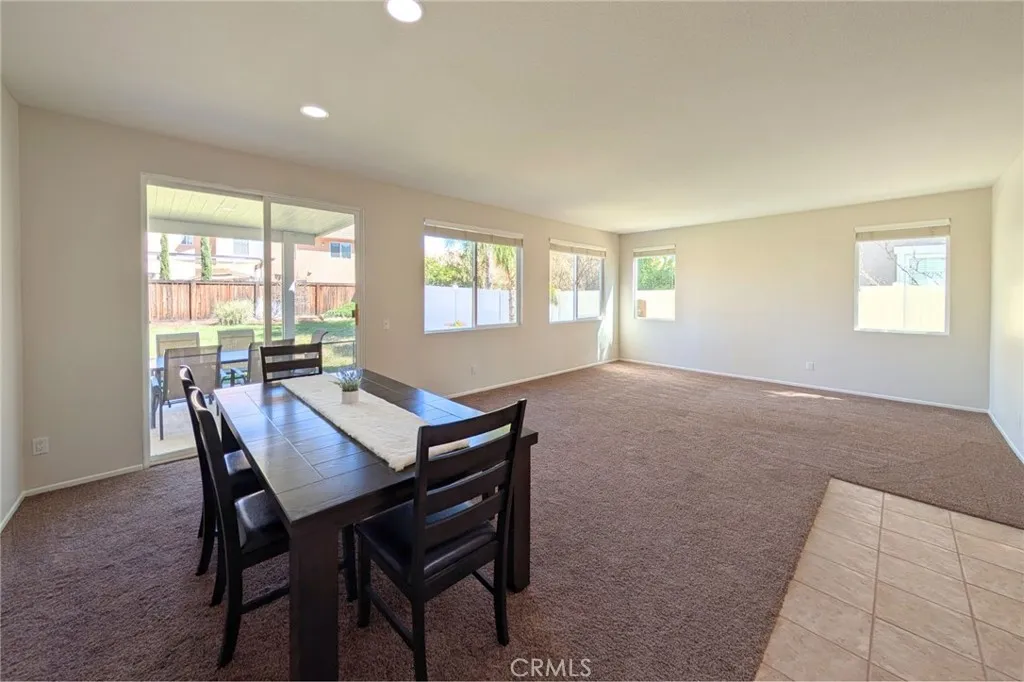 Murrieta, California 92562, United States, 5 Bedrooms Bedrooms, ,3 BathroomsBathrooms,Residential,Contingent,88082