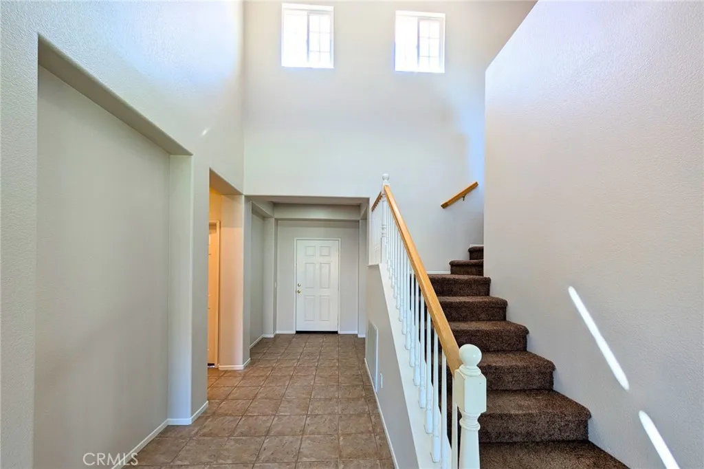 Murrieta, California 92562, United States, 5 Bedrooms Bedrooms, ,3 BathroomsBathrooms,Residential,Contingent,88082