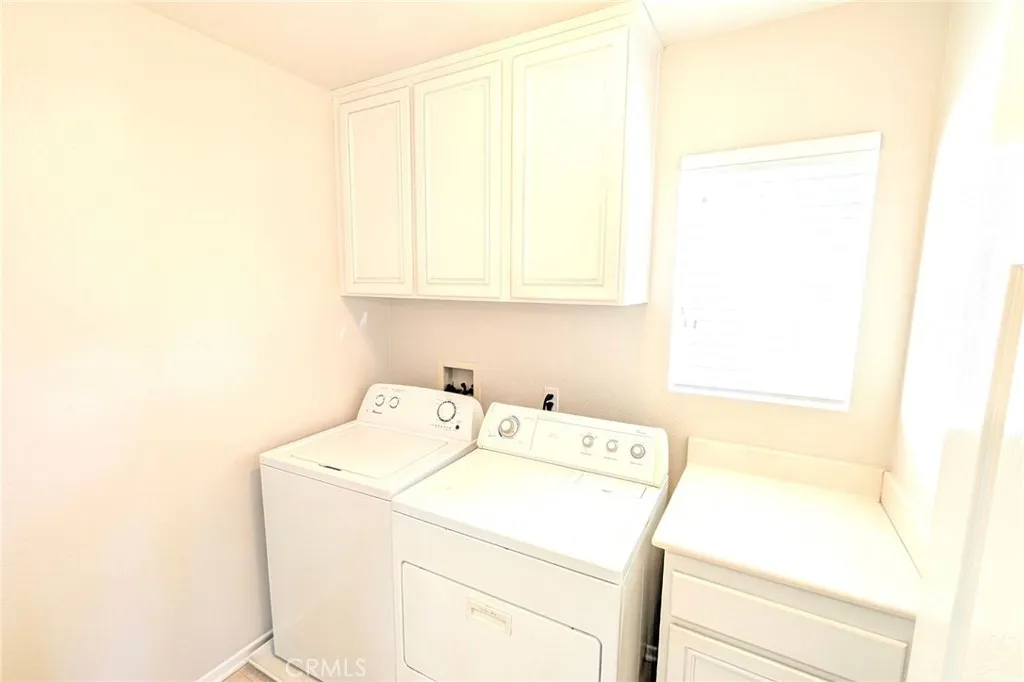 Murrieta, California 92562, United States, 5 Bedrooms Bedrooms, ,3 BathroomsBathrooms,Residential,Contingent,88082