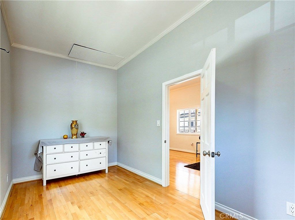 listing image 130728648767170266045