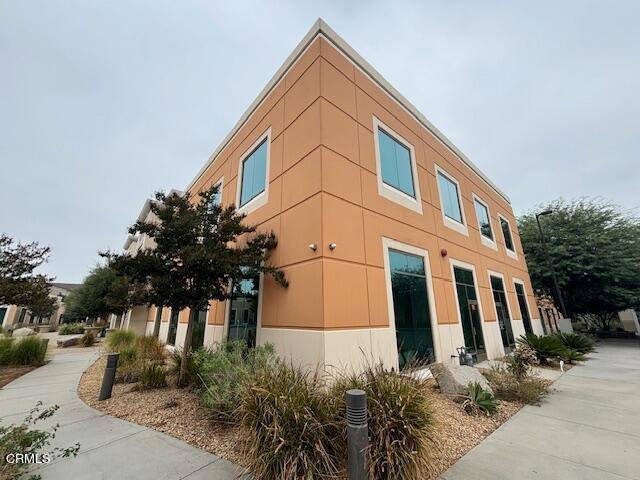 406 E Vanderbilt Way 8