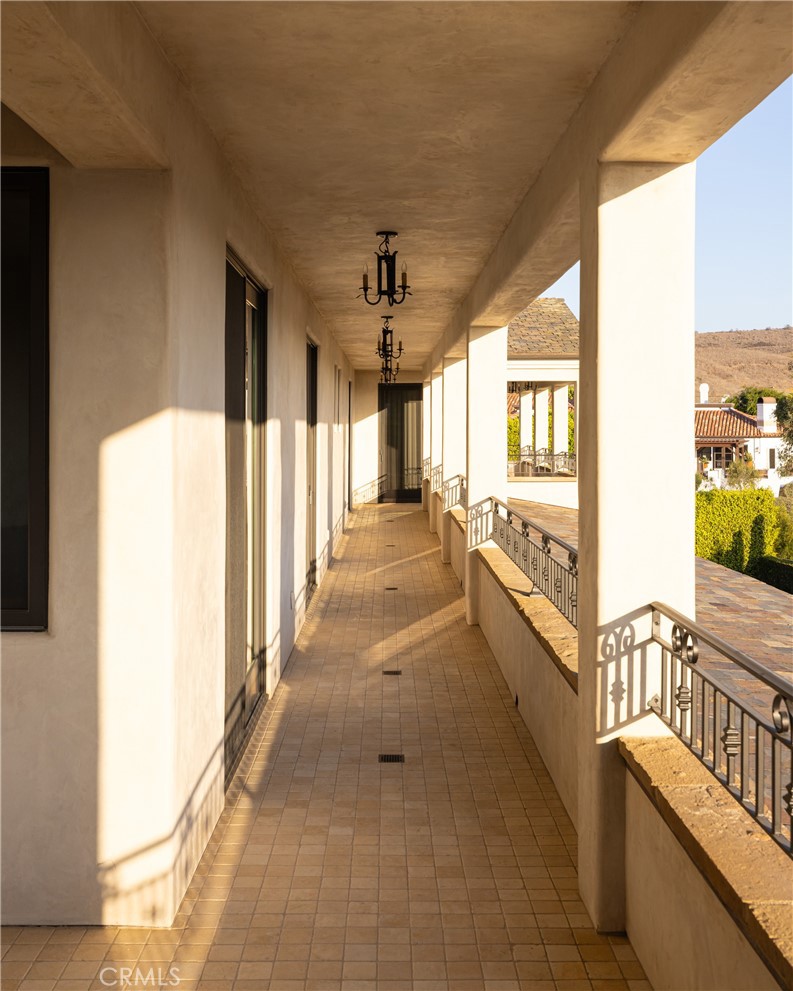 28481 Avenida La Mancha