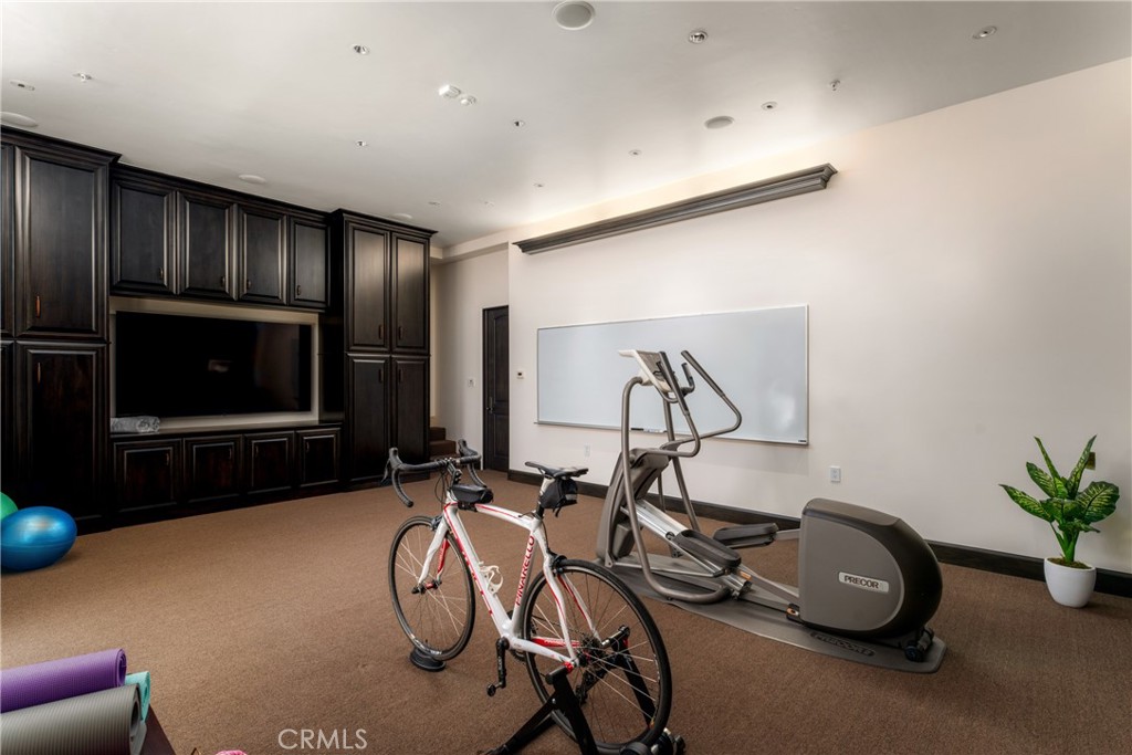 Hidden Mountain (HM) - Residential