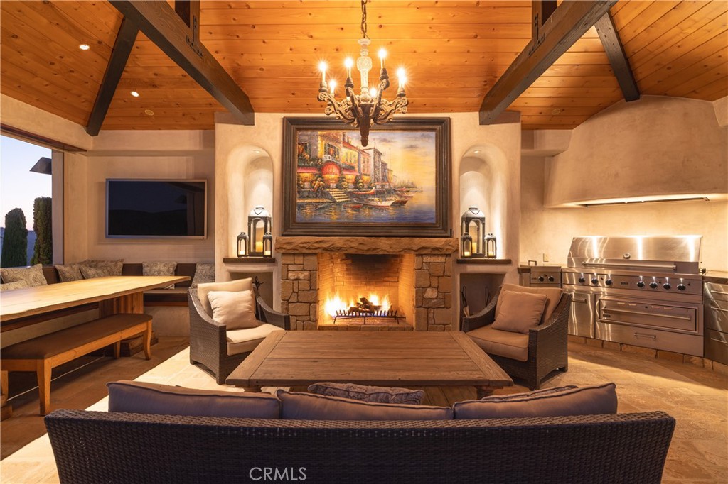 Hidden Mountain (HM) - Residential