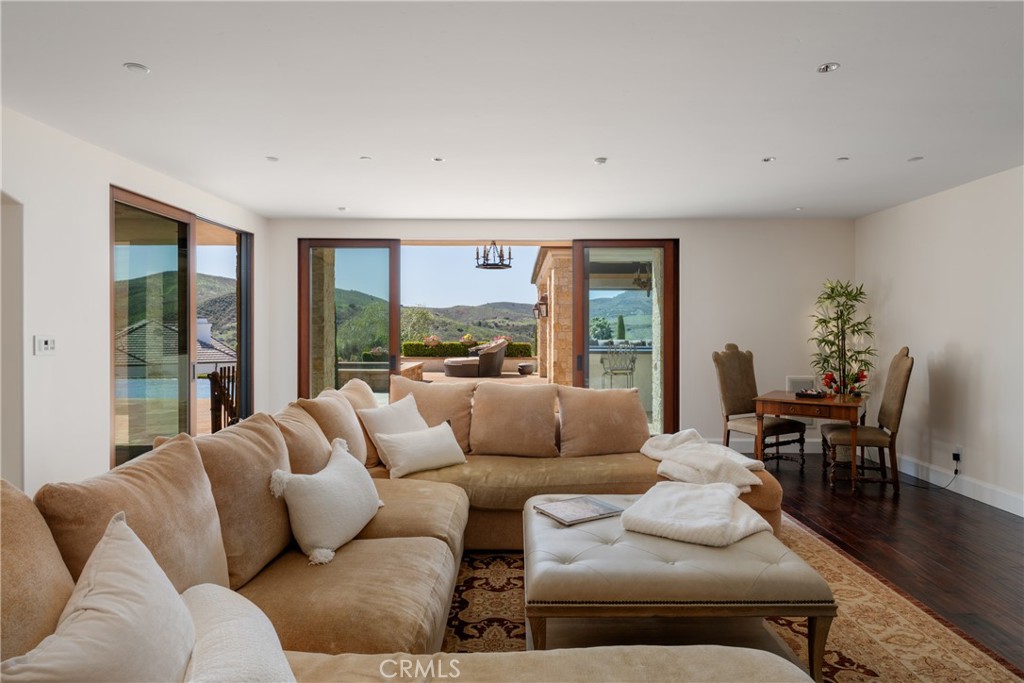 Hidden Mountain (HM) - Residential