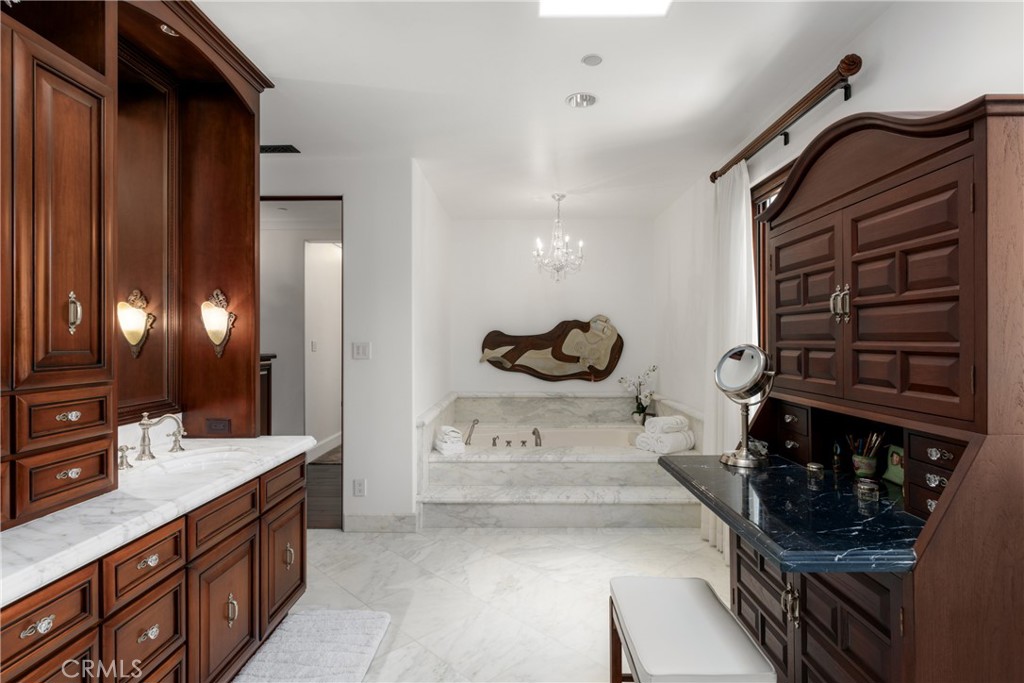 Hidden Mountain (HM) - Residential