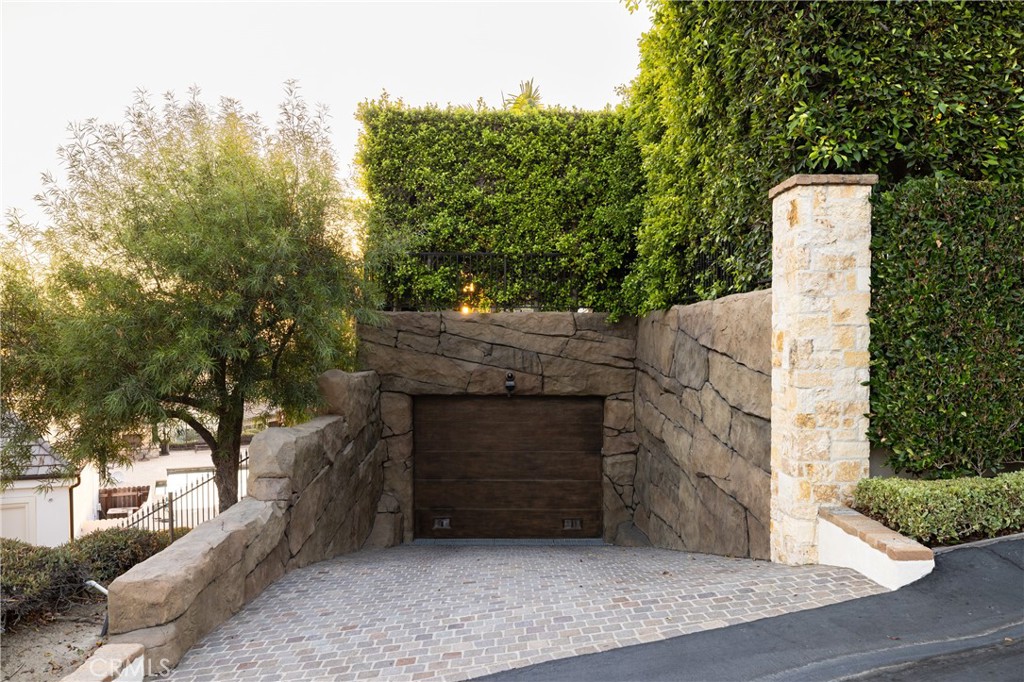 Hidden Mountain (HM) - Residential