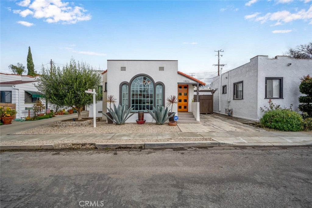 1406 Russell Drive