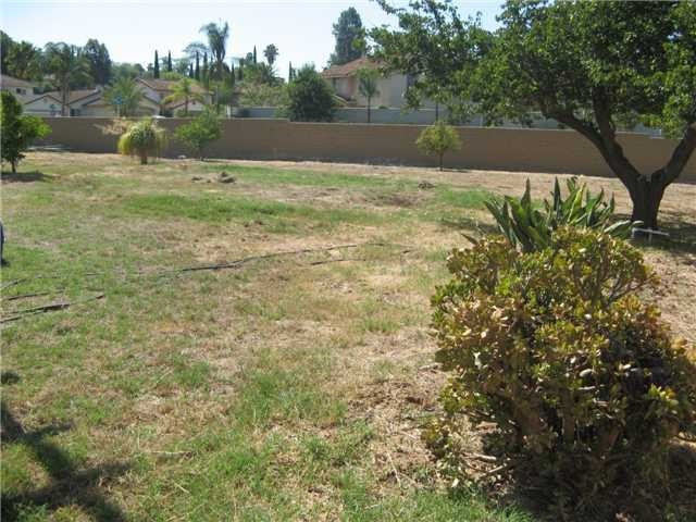 1305 Leland Way