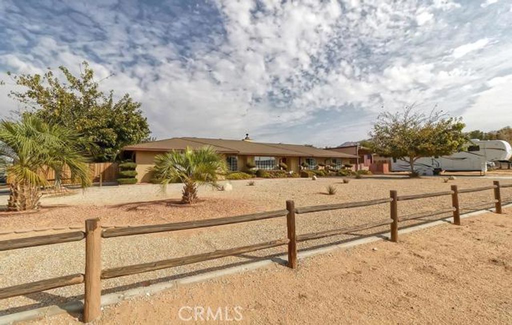 listing image 130727539238095734420